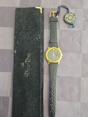 Vintage Ross Rino Black Leather Strap Watch with Gold Case